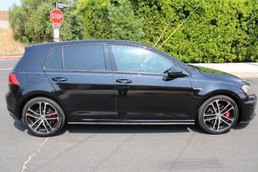 2017 Volkswagen Golf GTI