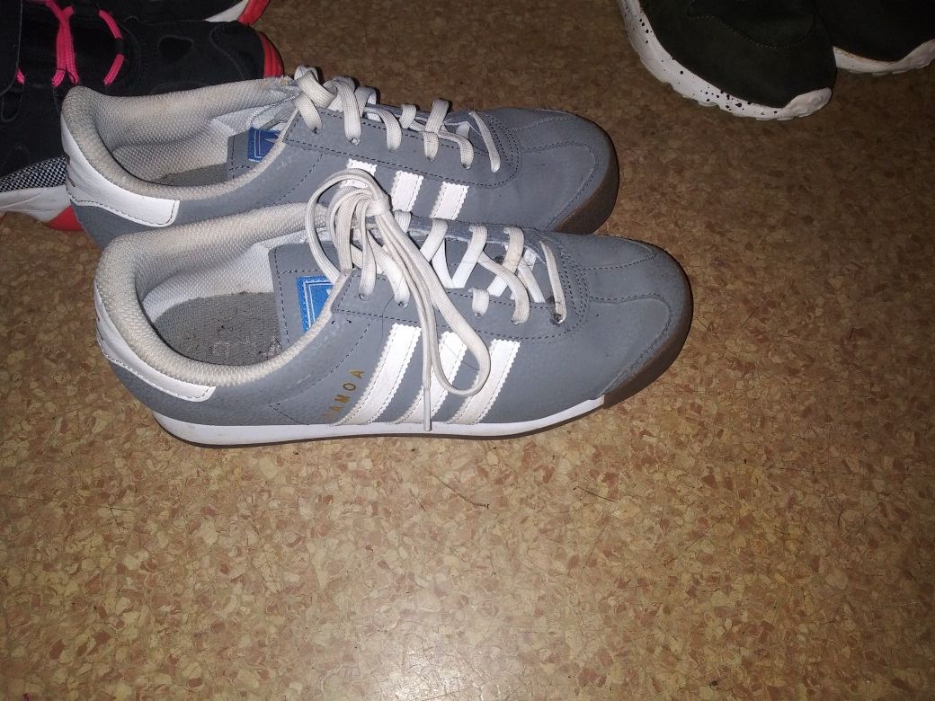 Womens shoes