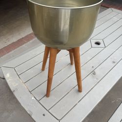 Plant Stand