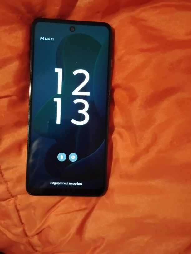 Motorola G Play 2024 5 G 128 G 4 G Ram