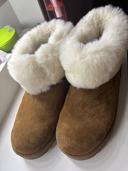White mountain Uggs