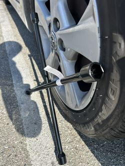 New  Metric Lug Nuts Wrench 