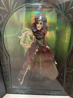Disney Designer Collection – Midnight Masquerade Series Lady Tremaine Limited Edition Doll