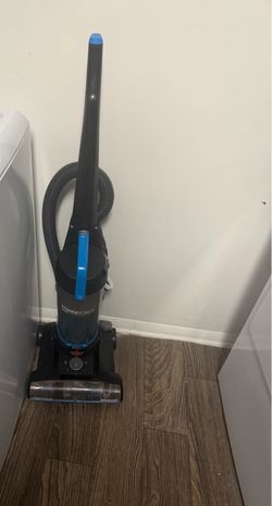 BISSELL PowerForce Helix Bagless Vacuum