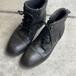 Sz 10 Men’s Boots
