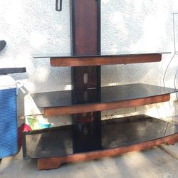 70   o  mejor Oferta  TV Stand.        Esta Casi Nuevo Solo Que Yano Lo Ocupo