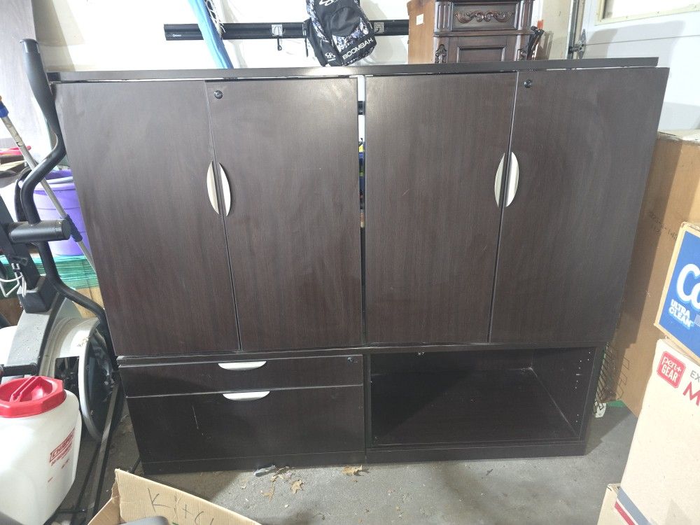 Free Office Cabinets - Nice!! 👍🏽