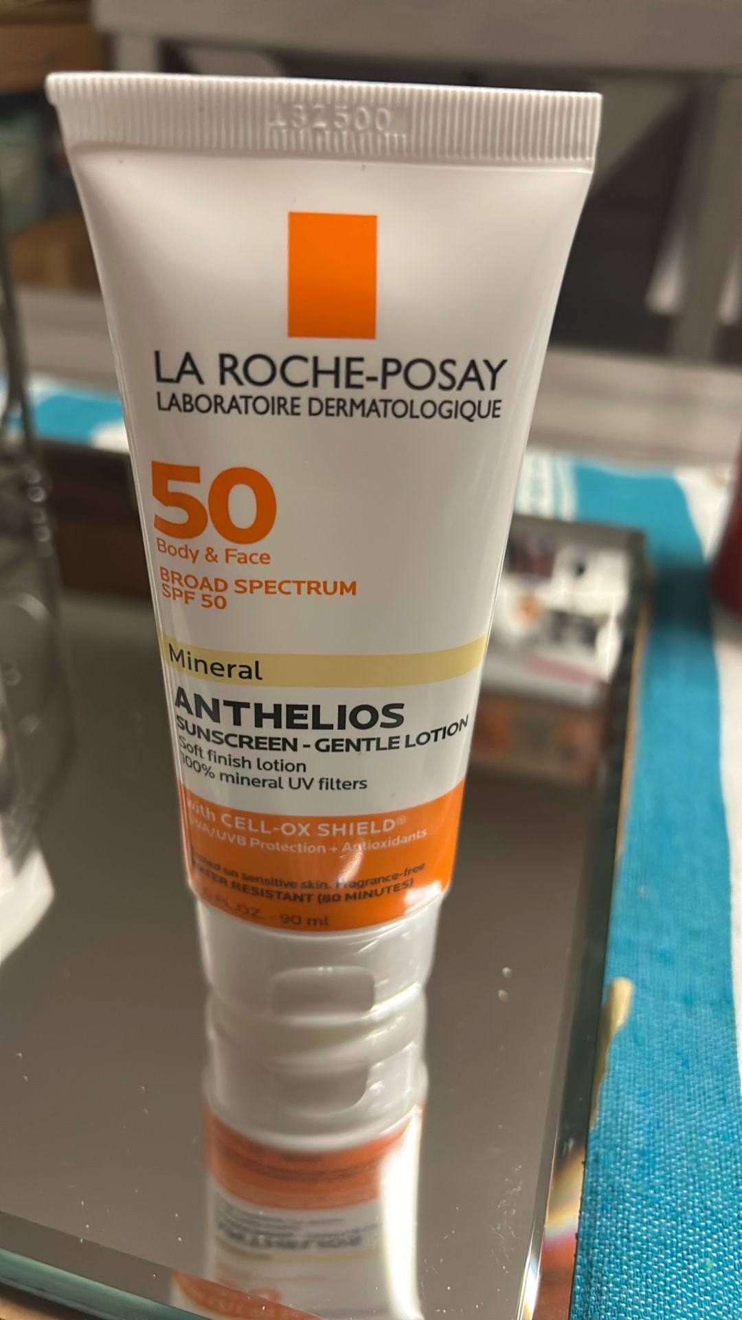  La Roche-Posay Anthelios SPF 50 Gentle Lotion Mineral Sunscreen 