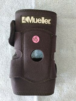 Mueller Open-Patella Knee Brace Support