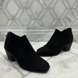 NWOT Size 7 Eileen Fisher Ember Vero Cuoio Black Suede Leather Ankle Boots with Block Heel