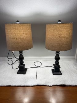Set of 2 Matching Table Lamps – Black Base & Burlap Shade