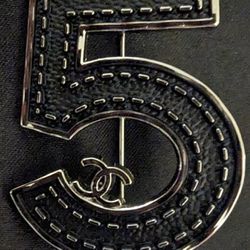 CHANEL NUMBER 5 PIN