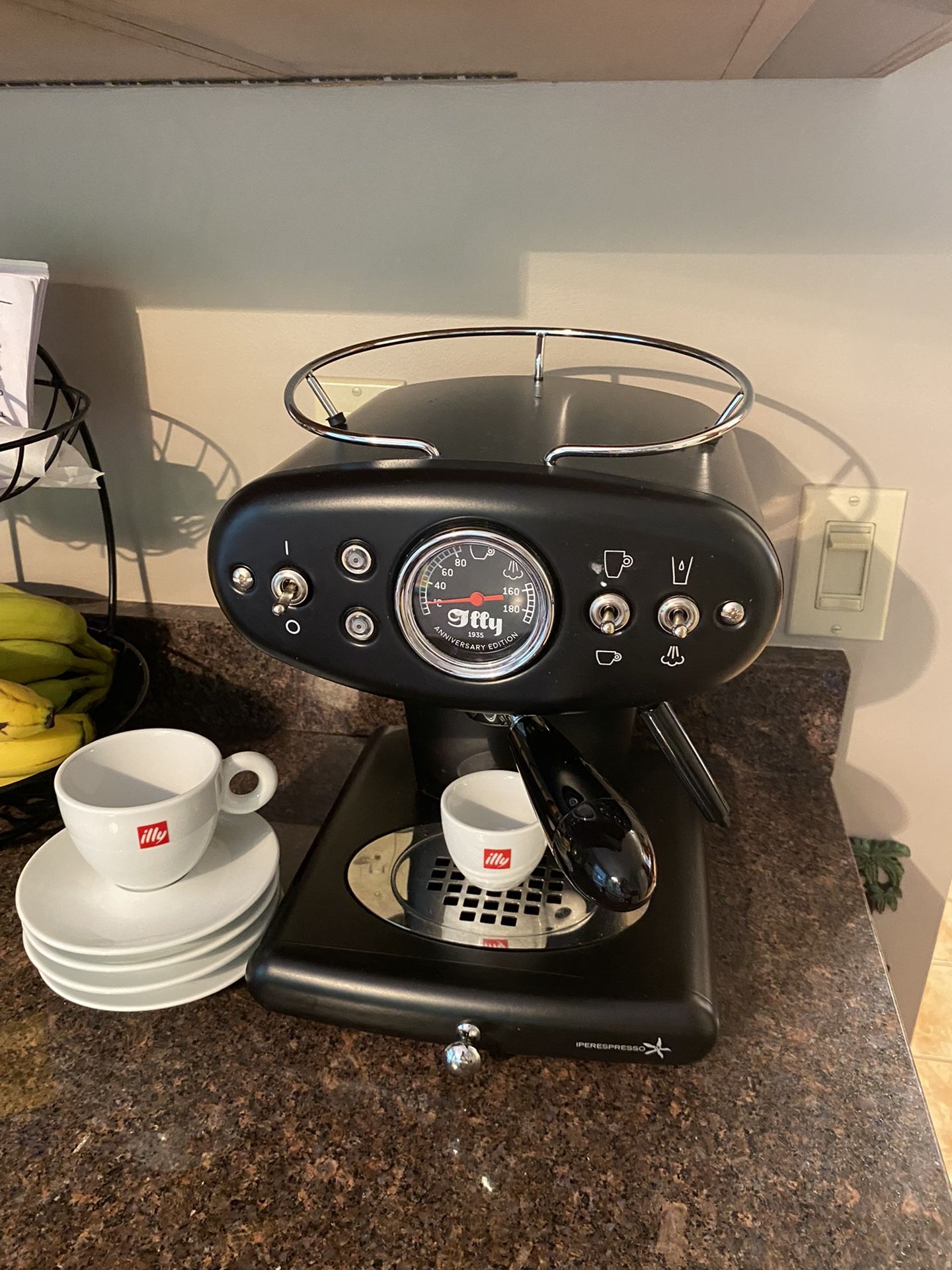 Illy Espresso machine