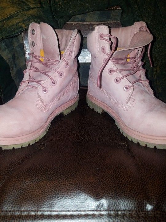 5 And 1/2 Pink Timberland Boots Good Condition Great Bottoms