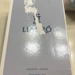 MINT-LLADRO BUTTERFLY- Rare $ 300