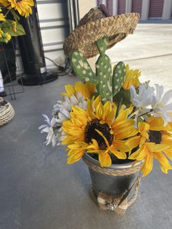 Party Decorations Flowers 🌻🌻 Thumbnail