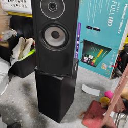 2 Receivers With Speakers