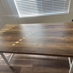 Free Kitchen table