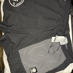 Men’s Nike shorts  wild running