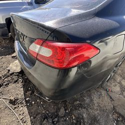 2011-2013 INFINITI M37 SEDAN TAILLIGHT RIGHT PASSENGER SIDE