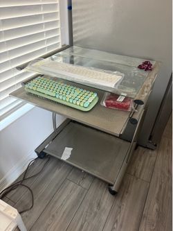 Glass computer table
