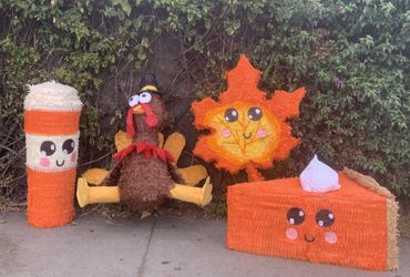 Thanksgiving Day piñatas