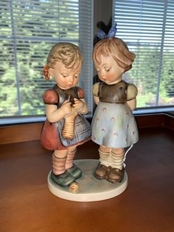 Hummel “Knitting Lesson”