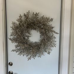 Sparkle Wreath