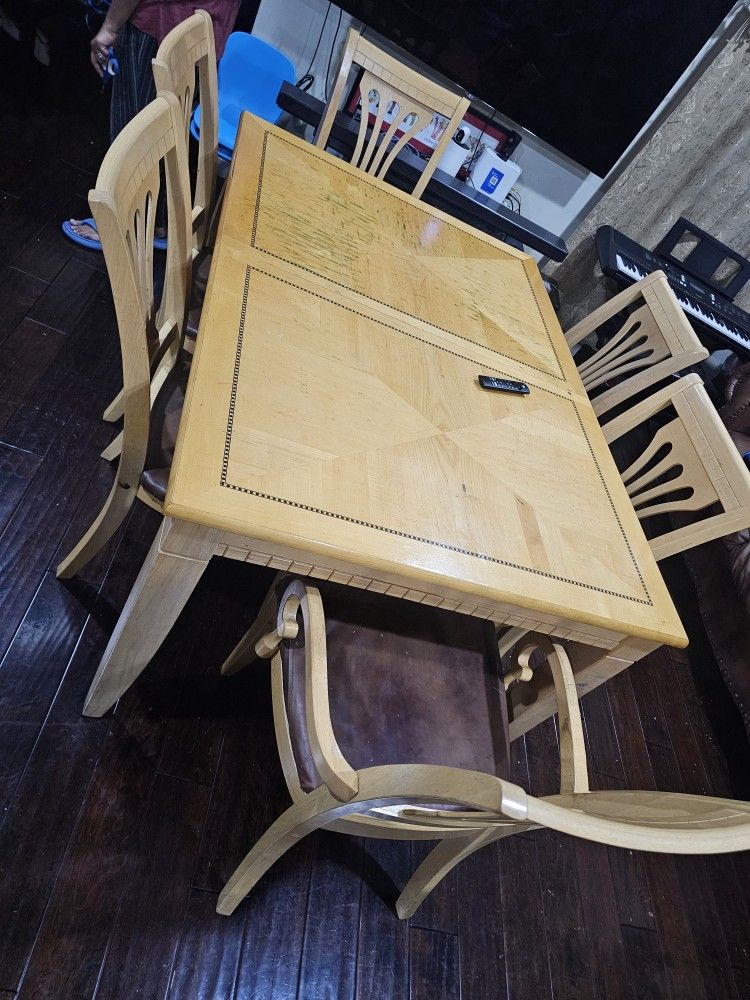 Free- Dining Table With 6 Chairs, Extendable With Included Leaf