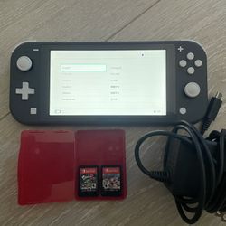 Nintendo Switch Lite + 2 Games