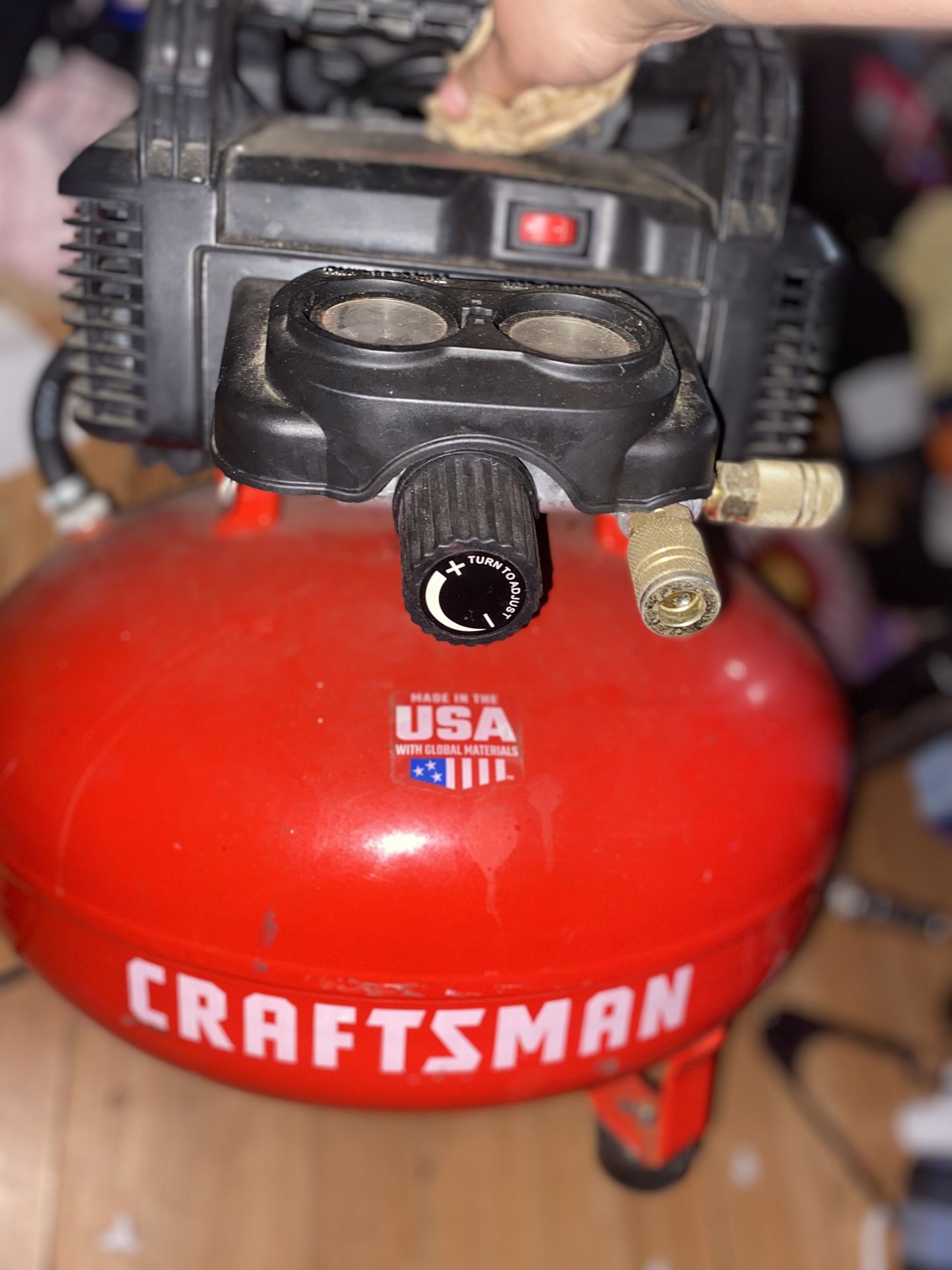 CRAFTSMAN 6 gal Pancake Portable Air Compressor 150 psi 0.8 HP
