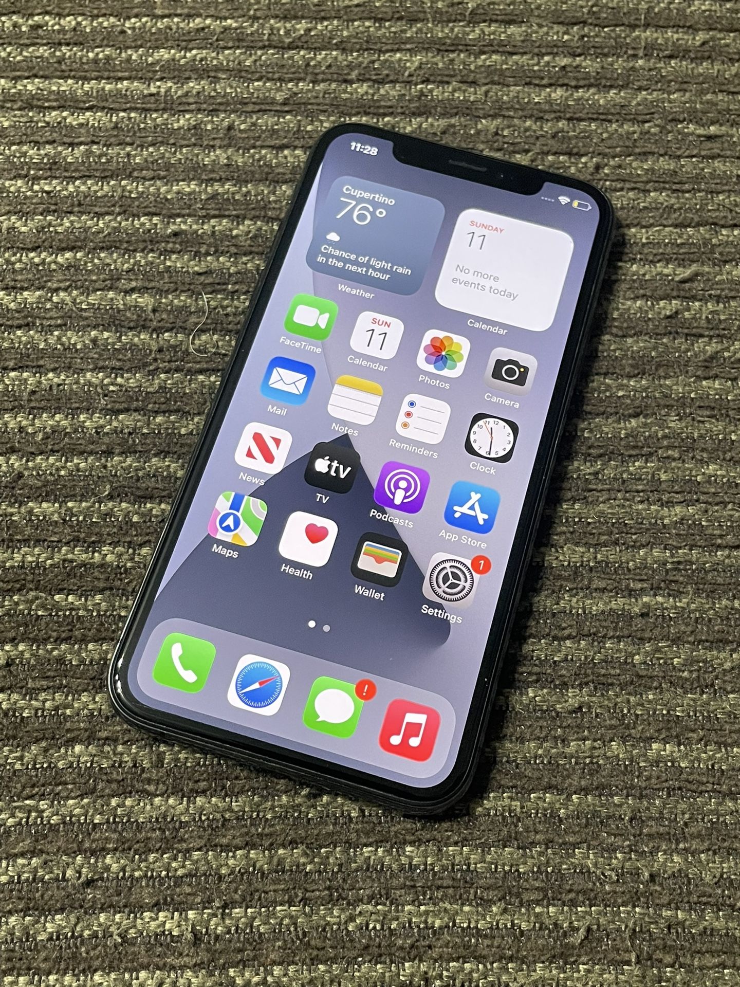 iPhone 📲 Xs 64GB Factory Unlocked 