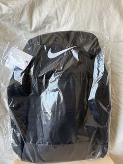 NIKE Brasilia 9.5 Medium Backpack