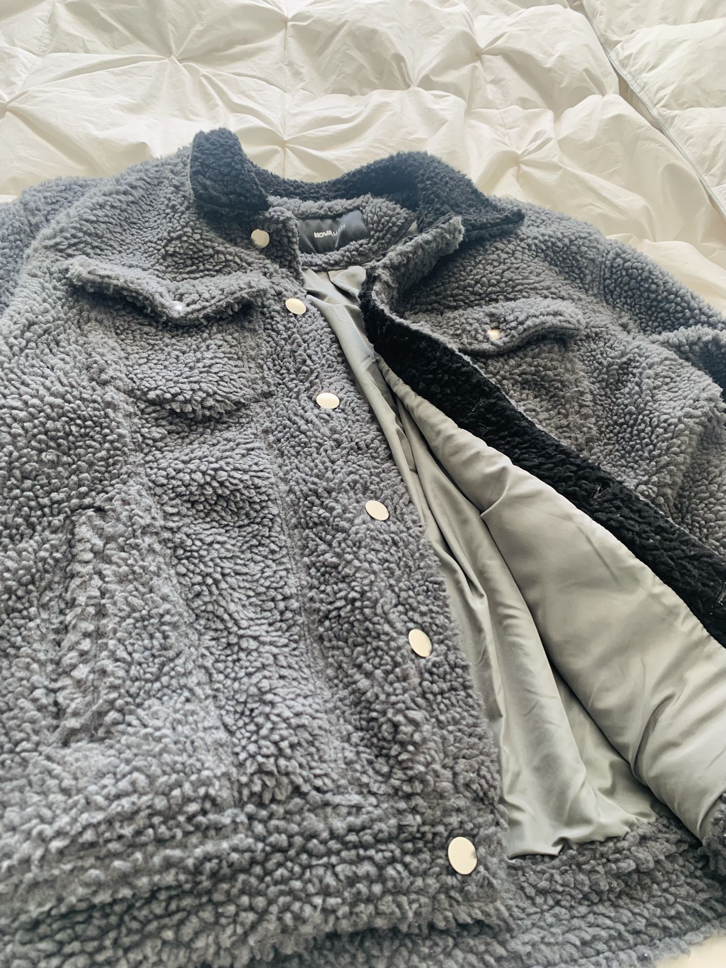 Mens Fashion Nova Teddy coat button up grey jacket Size: Large 