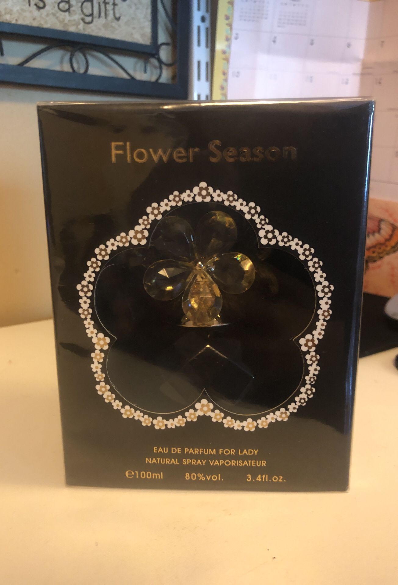 Perfume C2U Flower Season for Sale in Vista, CA - OfferUp