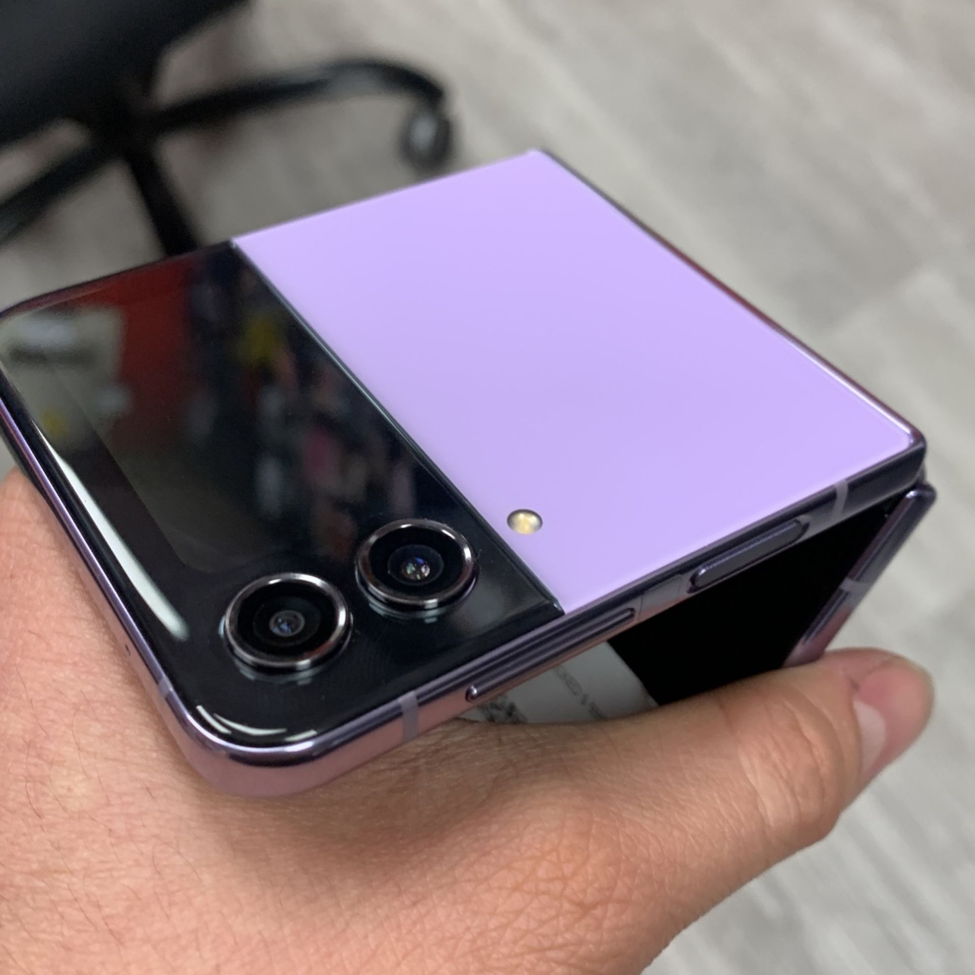 Samsung Flip 4