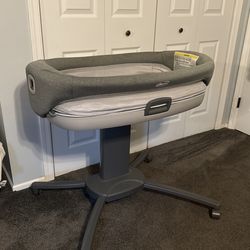 Bedside Sleeper Portable Bassinet Changing Table 