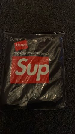 Supreme socks