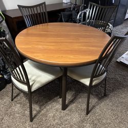 5 Piece Dining Room Set