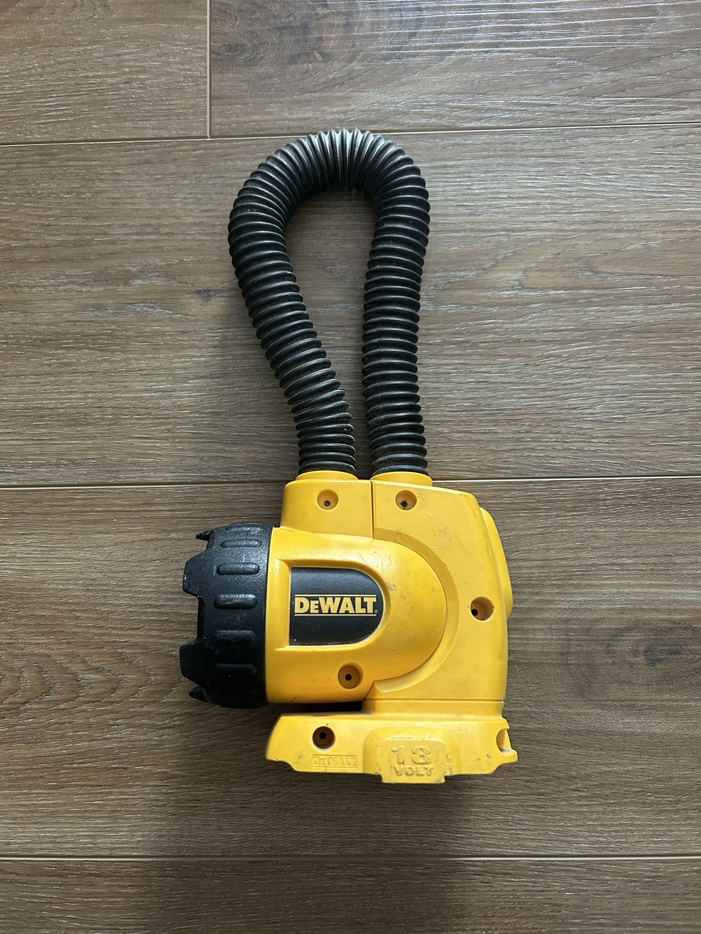 DeWalt DW929 18V Flexible FloodLight