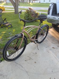 26 inch Beach Cruiser $80 Located in Sebastian