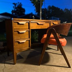 Vintage MCM Smaller Walnut Desk - Bill-Pay, Student or Laptop 