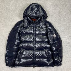 Men’s Maya jacket size 6 available