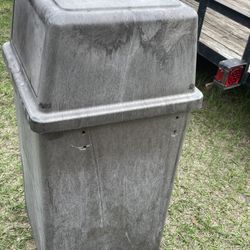 Commercial Trash Cans
