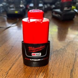 Milwaukee M12 2.0 Battery
