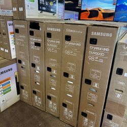 [BLACK FRIDAY] 98” Samsung 4K Smart TV