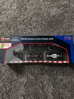 Bburago Red Bull Racing F1 1:43 Diecast Car Set – New