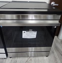 Samsung Bespoke Slide-In Induction Range