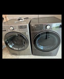 LG WM3770HVA Front-Load Washer & LG DLGX4201B Gas Dryer Matching Set – Graphite Steel