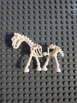 Lego Skeleton Horse Minifigure